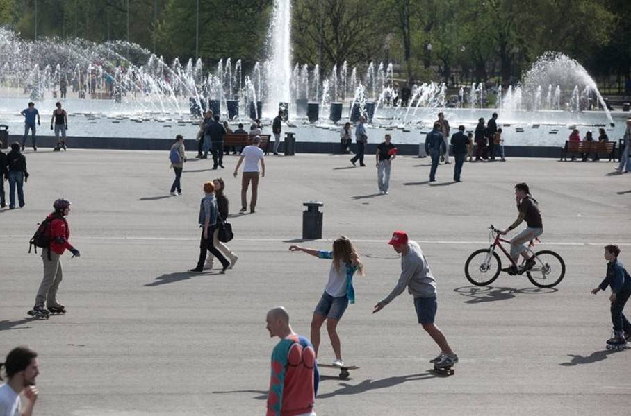 Гидрометцентр Роман Вильфанд - Жару в столичном регионе в понедельник немного разбавит северный ветер - m24.ru - Москва - Московская обл.
