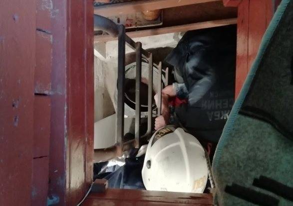 Спасатели помогли пожилой женщине выбраться из погреба - ulpravda.ru - Россия - Ульяновск - Ульяновская