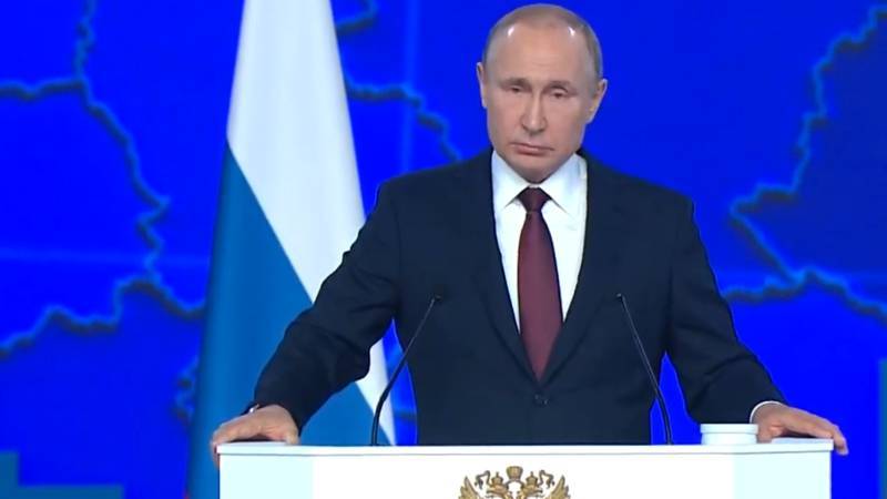 Владимир Путин - Путин продлил продовольственное эмбарго до конца 2020 года - polit.info - Россия