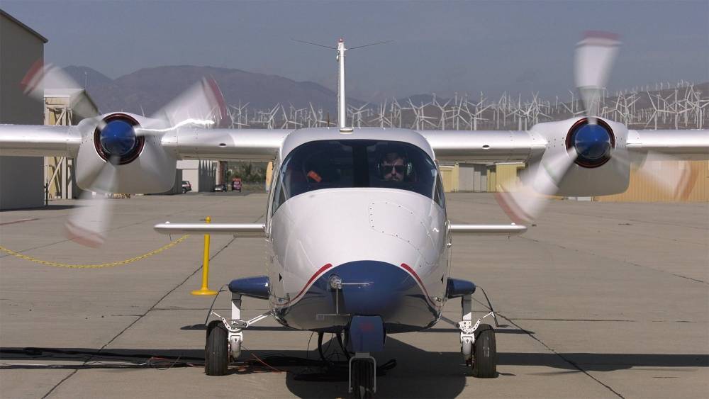 Уникальный электросамолет X-57 Maxwell готовят к первому полету - newinform.com