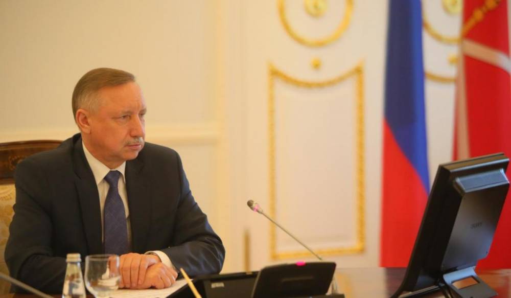 Александр Беглов - Николай Бондаренко - Город благоустроит в этом году более 400 дворов - gorod-plus.tv