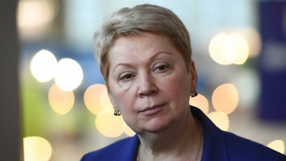 Ольга Васильева - "В школе останется четыре документа": Российских учителей перестанут просить сфотографировать сосульки и посчитать деревья&nbsp; - tsargrad.tv