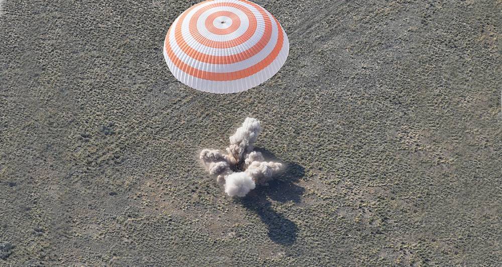 Олег Кононенко - Роскосмос опроверг сообщения о нештатной ситуации при посадке "Союза МС-11" - m24.ru - Казахстан