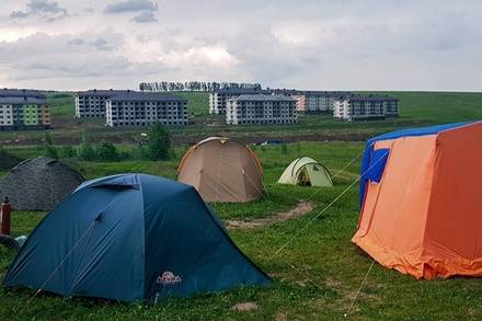 Палаточный лагерь дольщиков «Новинки Smart City» закрылся - vgoroden.ru - city Smart - Строительство