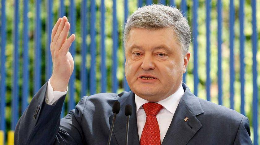Петр Порошенко - Порошенко расценил возвращение России в ПАСЕ поражением мира - utro.ru - Россия - Украина