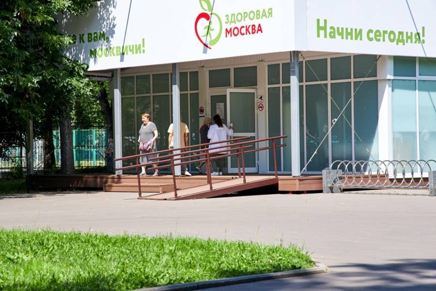 Почти 35 тысяч москвичей обследовались в городских парках - m24.ru - Москва