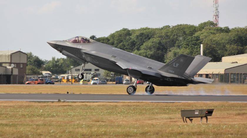 F-35 выбирает союзников по толщине кошелька - utro.ru - Англия - Италия - Израиль - Австралия - Турция - Канада - Анкара - Рим - Сингапур