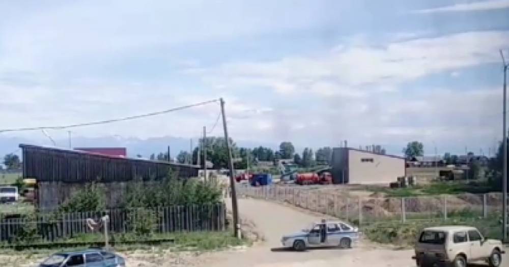 Лайф публикует видео из салона сгоревшего в Бурятии Ан-24. - daylynews.ru - Улан-Удэ - Нижнеангарск