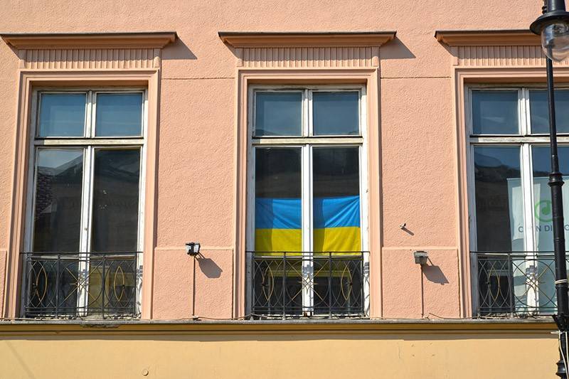 Юлия Витязева - Ярых украинских националистов выгнали из греческого отеля - tvc.ru - Россия - Украина - Греция
