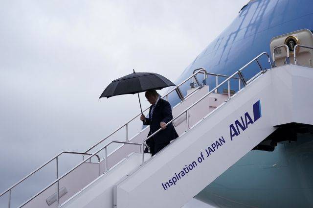 Дональд Трамп - Владимир Путин - Таро Коно - Трамп приехал в Осаку на саммит G20 без жены - aif.ru - Россия - США - Япония