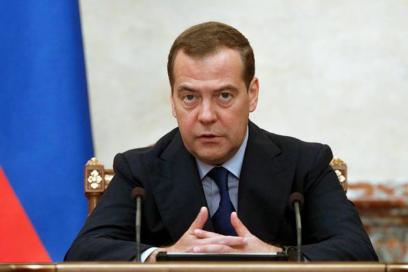 Владимир Путин - Дмитрий Медведев - В России  утвердили программу по борьбе с картелями - tvc.ru