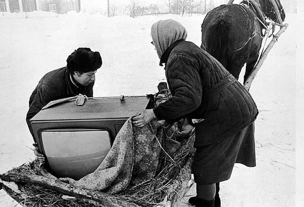 Андрей Малахов - Крестьянство России: портрет в интерьере телевизора - argumentua.com - Россия