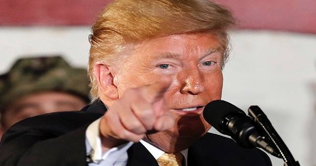 Дональд Трамп - Мэтт Гетц - Трамп готов атаковать Иран без одобрения конгресса - dialog.tj - США - Иран