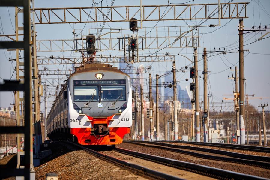 Более 40 дополнительных электричек запустят для участников "Армии-2019" - m24.ru - Москва - Belarus