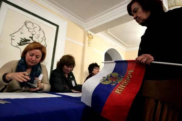 Петр I - Захватил, подавил, радуйся… В Крым пришел русизм - argumentua.com - Москва - Россия - Крым - Симферополь