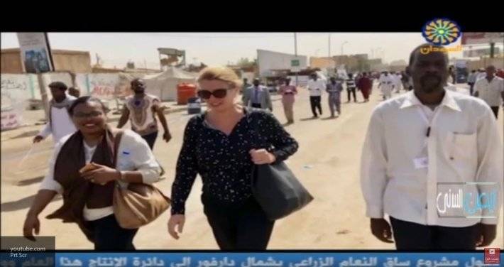 Омар Аль-Башира - В Судане сняли документальный фильм о протестах в стране - newinform.com - США - Англия - Италия - Франция - Судан - Швеция - Голландия - Протесты