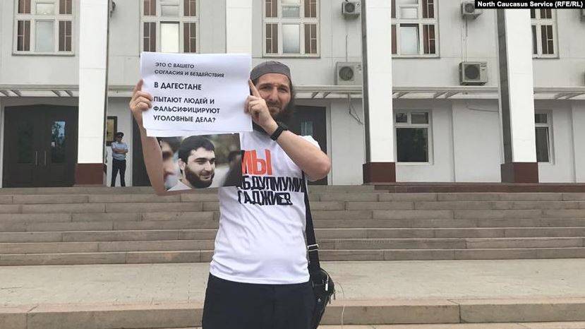 Абдулмумин Гаджиев - В России арестован очередной журналист - ghall.com.ua - Россия - Махачкала - Советск