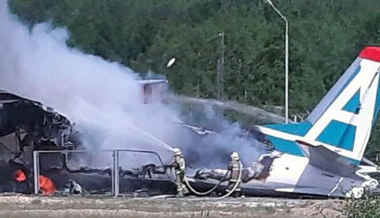 Авария Ан-24 в Бурятии: пассажир снял крушение самолета на видео - newtvnews.ru - Россия - респ.Бурятия - Нижнеангарск