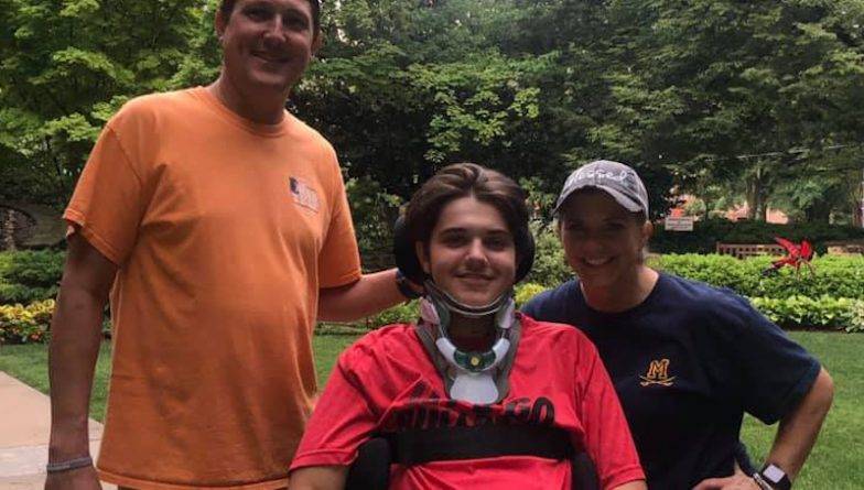 «Жизнь может измениться за секунду» | Семья подростка, парализованного после неудачного прыжка в бассейн, не теряет надежды - usa.one - шт. Джорджия