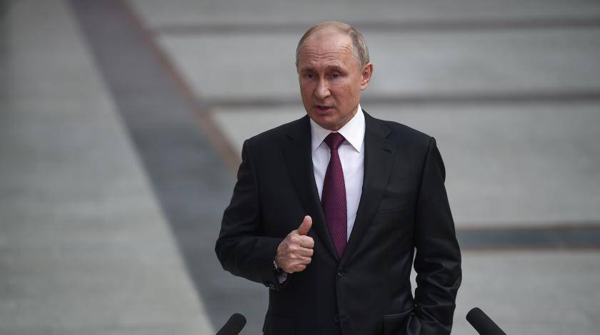 Владимир Путин - Руслан Хомчак - Путин указал на слова украинцев о провокации в Керченском проливе - utro.ru - Москва - Россия - Украина