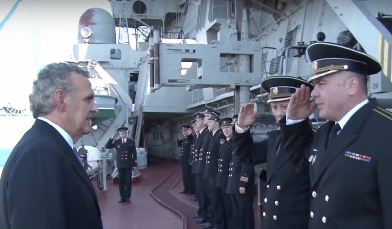 Марк Рубио - Роберт Менендес - США принуждают Кипр запретить швартовку кораблей ВМФ РФ - topwar.ru - Россия - США - Израиль - Кипр - Греция