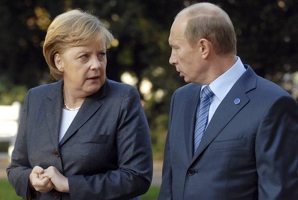 Владимир Путин - Ангела Меркель - Битва за Украину - argumentua.com - Москва - Россия - Украина - Киев - Австралия - Германия - Ирак - респ. Чечня - Афганистан - Ливия - ГДР - с. Путин