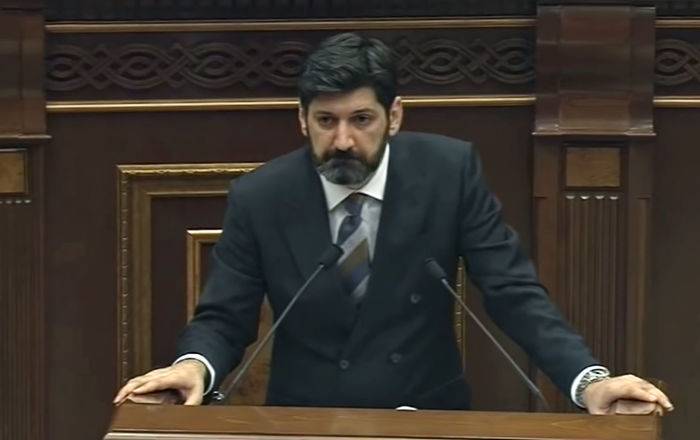 Армен Саркисян - Aram Nersesyan - Это – не уступка президента Армении: эксперт о выдвижении Ваге Григоряна на пост судьи КС - ru.armeniasputnik.am - Армения