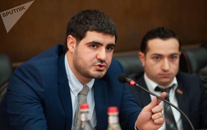 Ресторанный спор с участием депутата парламента Армении - что же произошло - ru.armeniasputnik.am - Армения - Ереван