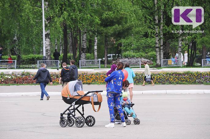В Коми 762 жительницы обратились за назначением выплаты при рождении первенца - komiinform.ru - респ. Коми