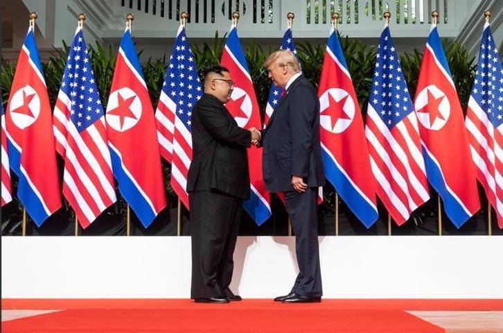 Дональд Трамп - Ким Ченын - Мун Чжэин - Ким Чен Ын - Дональд Трамп и Ким Чен Ын впервые встретятся на границе двух Корей - vm.ru - Южная Корея - США - КНДР - Сеул - Сингапур - Ханой