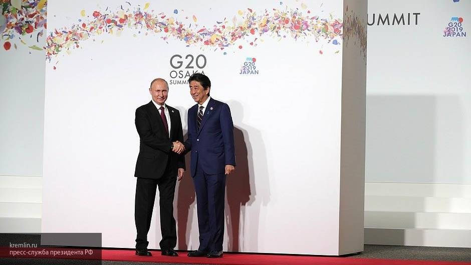 Владимир Путин - Синдзо Абэ - Япония и Россия договорились о налаживании диалога по мирному договору - newinform.com - Россия - Япония