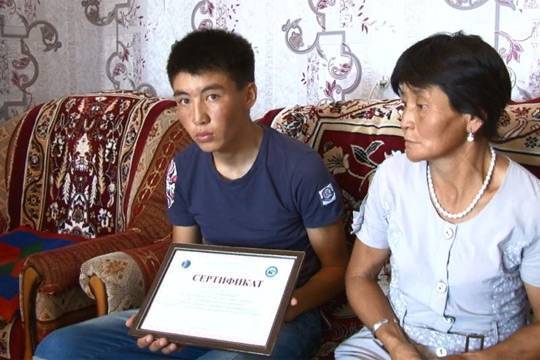Роман Скляр - В Казахстане реализуют программу поддержки малоимущих семей - versia.ru - Казахстан - Астана