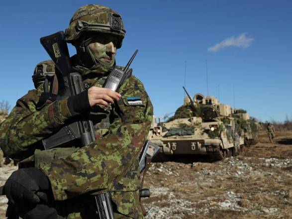 Эстония закупает у США автоматическое оружие  на 75 млн еврона | Политнавигатор - politnavigator.net - США - Эстония