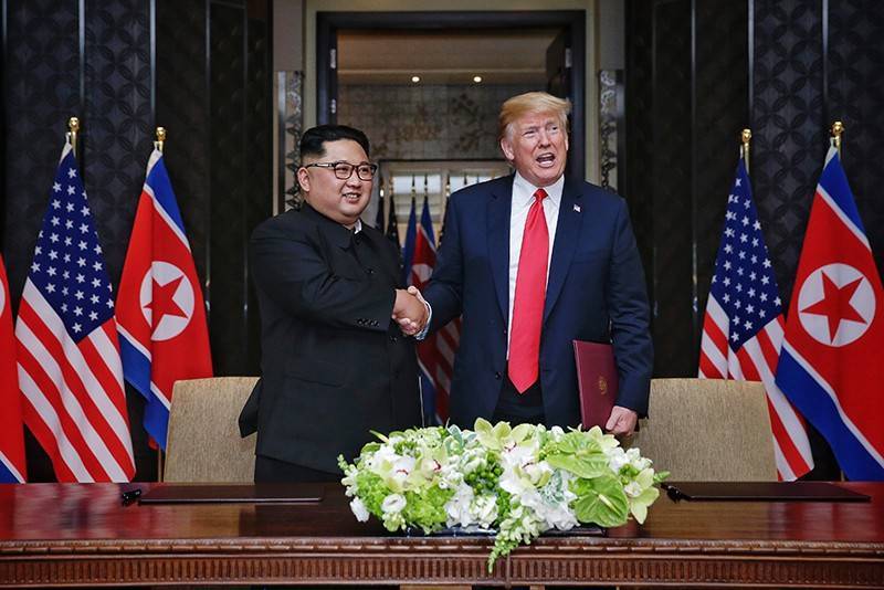 Дональд Трамп - Ким Ченын - На границе Южной Кореи и КНДР прошла историческая встреча Трампа и Ким Чен Ына - tvc.ru - Южная Корея - США - Вашингтон - КНДР - Пхеньян
