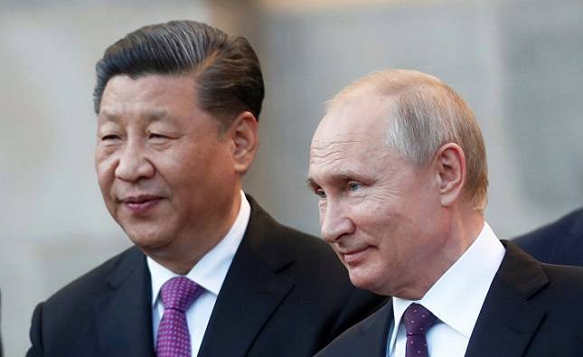 Владимир Путин - Си Цзиньпин - Hürriyet (Турция): Китай призывает создать «азиатскую НАТО» - dialog.tj - Россия - Китай - США - Душанбе - Таджикистан