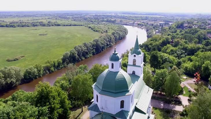 Сергей Семенов - Молодая певица записала клип с видами древнего Трубчевска - bragazeta.ru