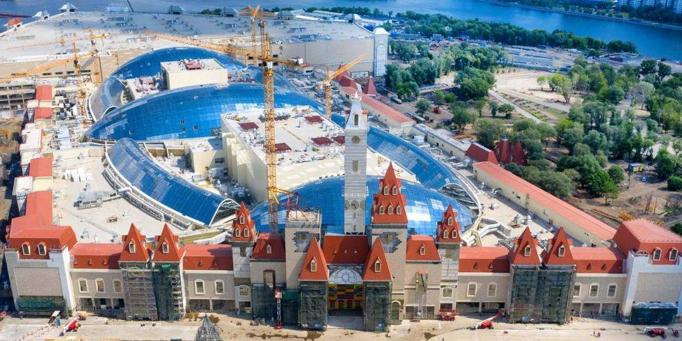 Марат Хуснуллин - Самый большой в России стеклянный купол смонтирован в парке «Остров мечты» - continent.news - Москва - Россия