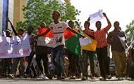 Омар Аль-Башир - При разгоне протестующих в Судане погибли более 35 человек - korrespondent.net - Судан - г. Хартум - Протесты
