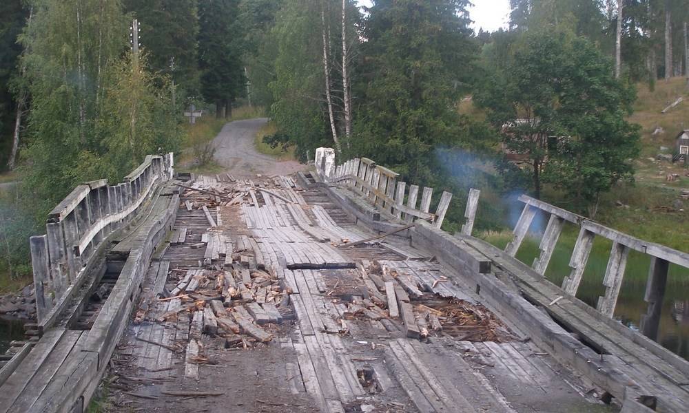 «Беременная до «скорой» бежала». Жители карельского поселка оказались оторваны от цивилизации - gubdaily.ru - Карелия