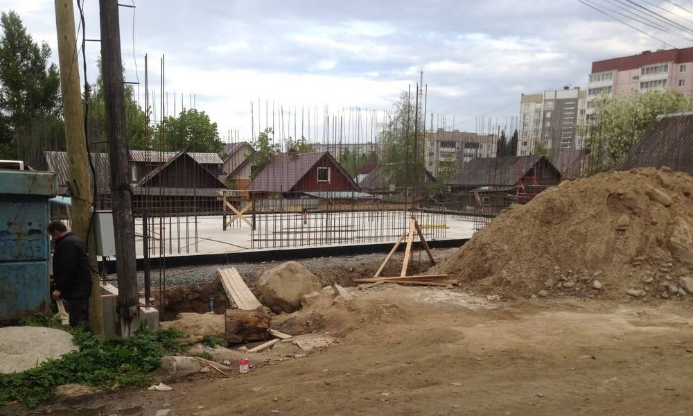 В Петрозаводске разрешили построить торговый центр впритык к домам: жители в шоке - gubdaily.ru - Петрозаводск