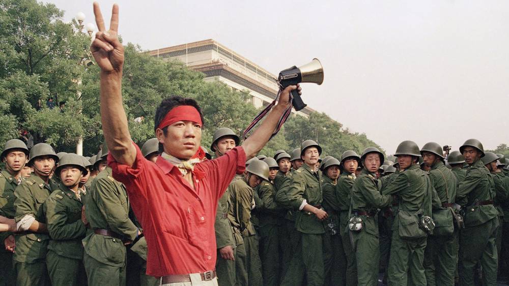 Вэй Фэнх - Почему власти Поднебесной скрывают правду о событиях на площади Тяньаньмэнь - rusplt.ru - Китай - Пекин