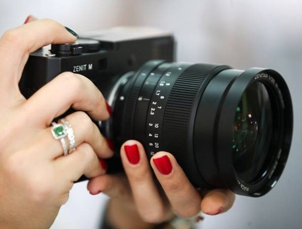 В «Ростехе» возродили легендарный фотоаппарат «Зенит М» - vpk-news.ru