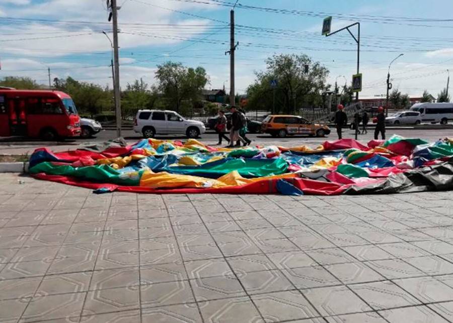В Тольятти двое детей получили травмы из-за упавшего батута - m24.ru - Китай - Улан-Удэ - Тольятти