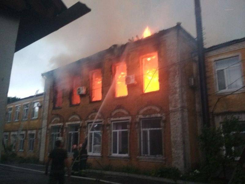 На Украине от удара молнии загорелось здание госадминистрации - novorosinform.org - Украина - Киев - Кировоградская обл. - Днепропетровск