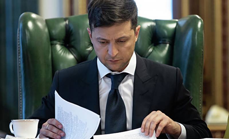 Владимир Зеленский - Зеленский - Юлия Мендель - Команда Зеленского готовит стратегию «возвращения Крыма» - bloknot.ru - Москва - Украина - Крым - Брюссель - Крым