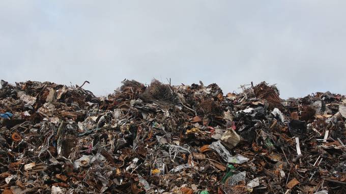 Генпрокуратура заявила об угрозе мусорного коллапса - piter.tv - Россия - окр. Скфо
