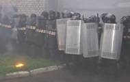 В Переяславе активисты забросали полицию петардами - korrespondent.net - Украина - Киевская обл.
