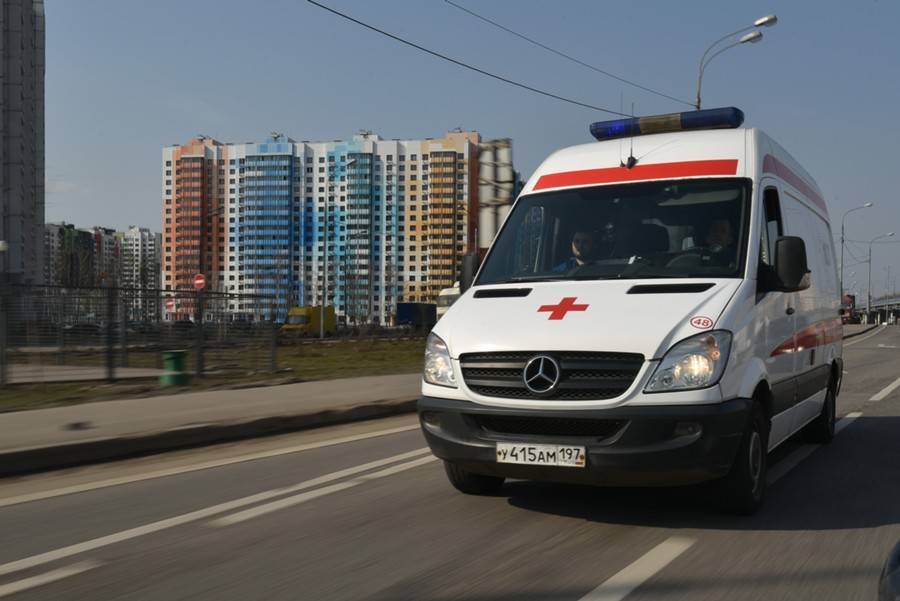 Женщина погибла после падения под поезд в столичном метро - m24.ru - Москва