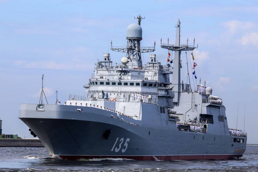 Владимир Андреев - Два новейших больших десантных корабля войдут в состав ВМФ - m24.ru - Россия - Корея