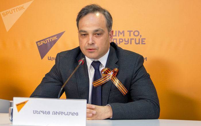 Рыбинский: нас поражает уровень русского языка в Армении - ru.armeniasputnik.am - Россия - Армения - Ереван